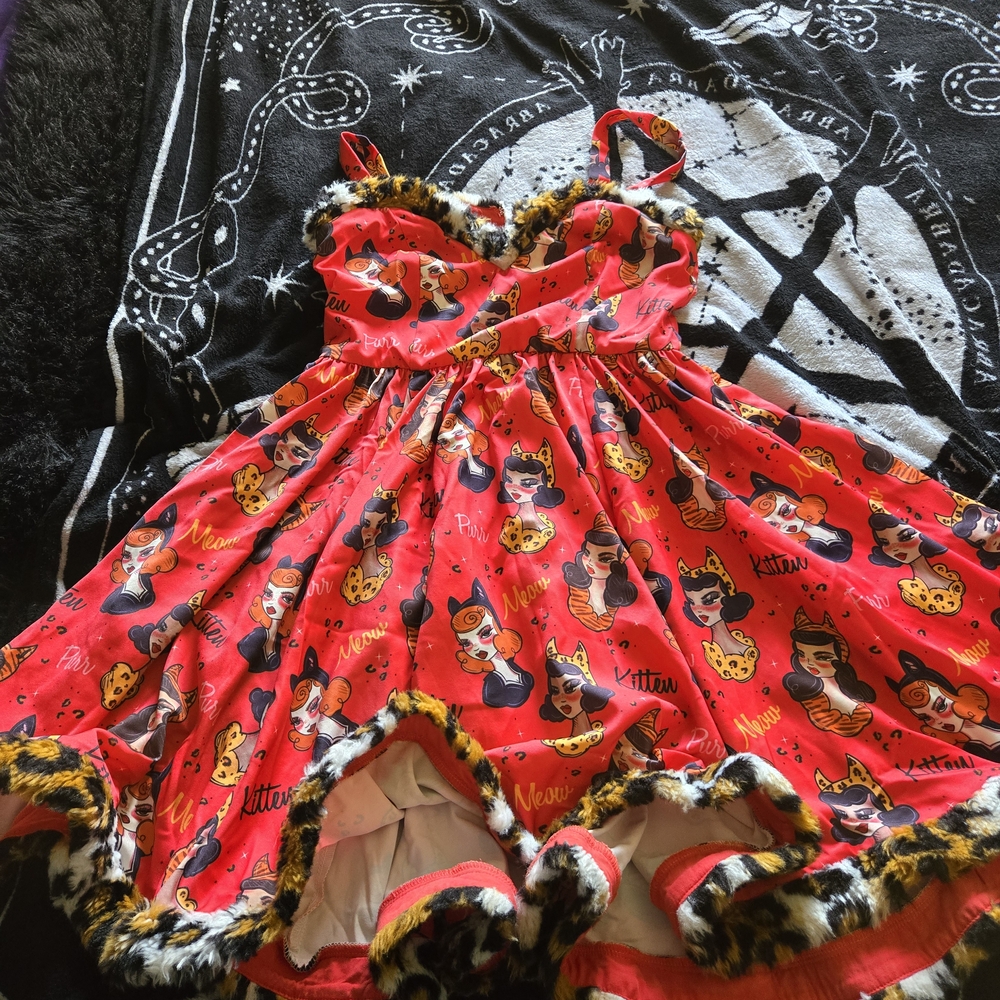 Sourpuss - Red Dress